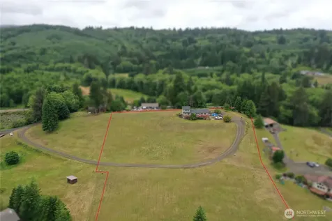 77 Rue Creek Road Menlo WA 98577