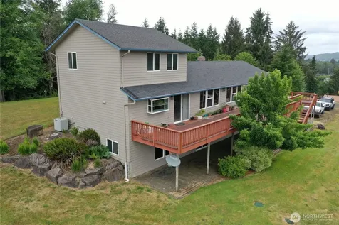 77 Rue Creek Road Menlo WA 98577