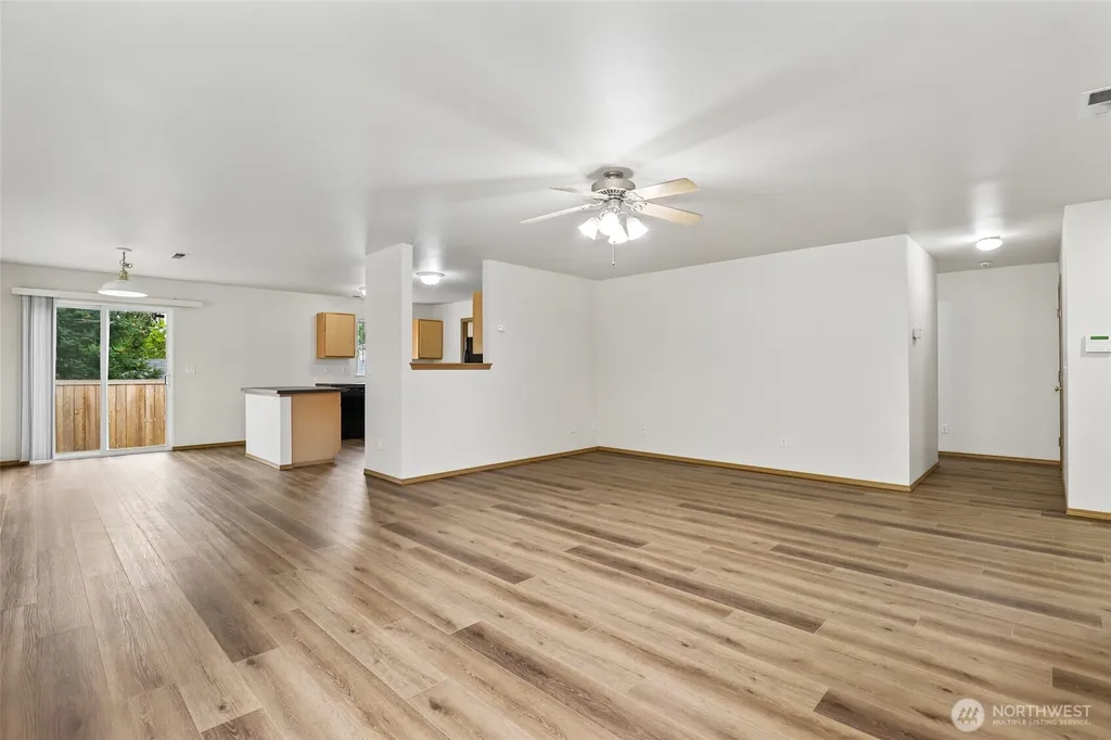 9422 150th Street Ct E Puyallup WA 98375