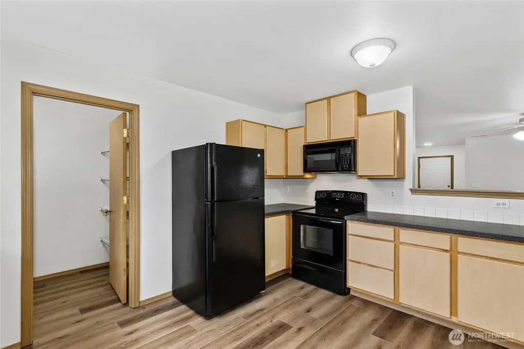 9422 150th Street Ct E Puyallup WA 98375
