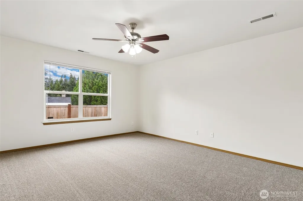 9422 150th Street Ct E Puyallup WA 98375