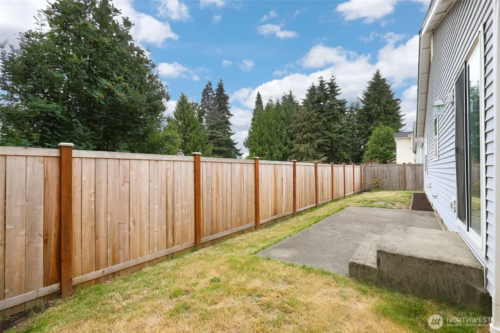 9422 150th Street Ct E Puyallup WA 98375