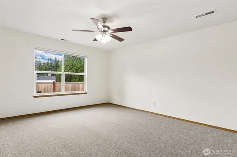 9422 150th Street Ct E Puyallup WA 98375