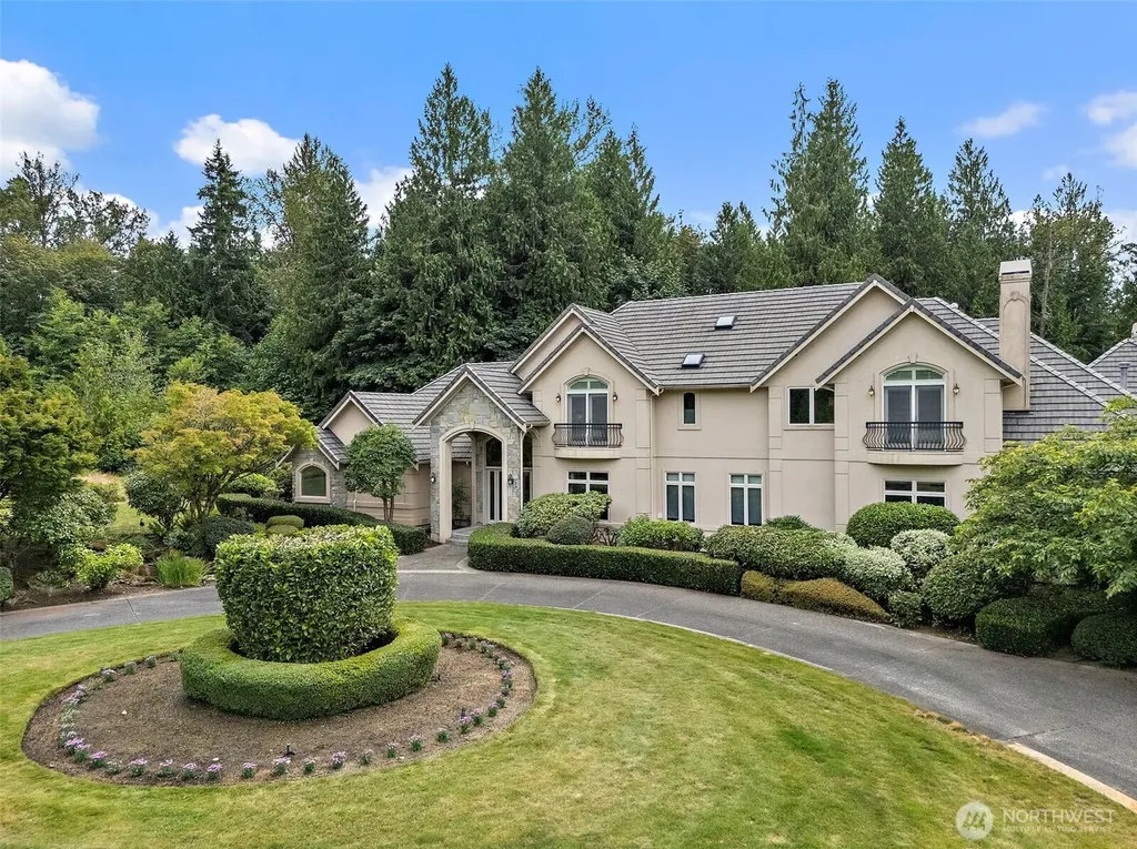 29433 SE 15th Place Fall City WA 98024