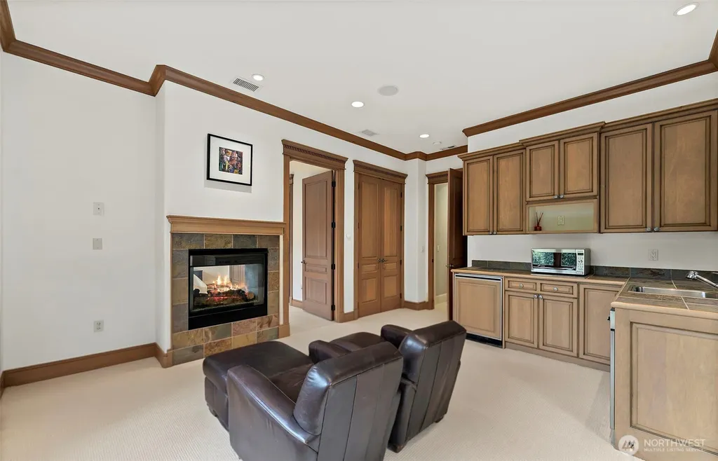 29433 SE 15th Place Fall City WA 98024