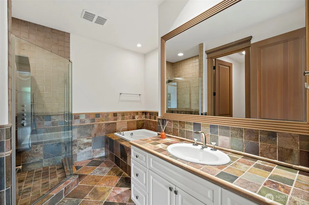 29433 SE 15th Place Fall City WA 98024