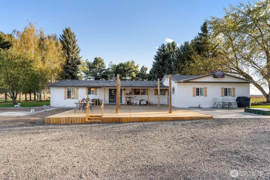 9700 5 NW Ephrata WA 98823