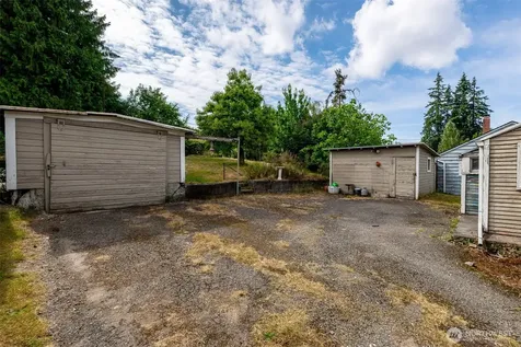 5806 Commercial Avenue Everett WA 98203