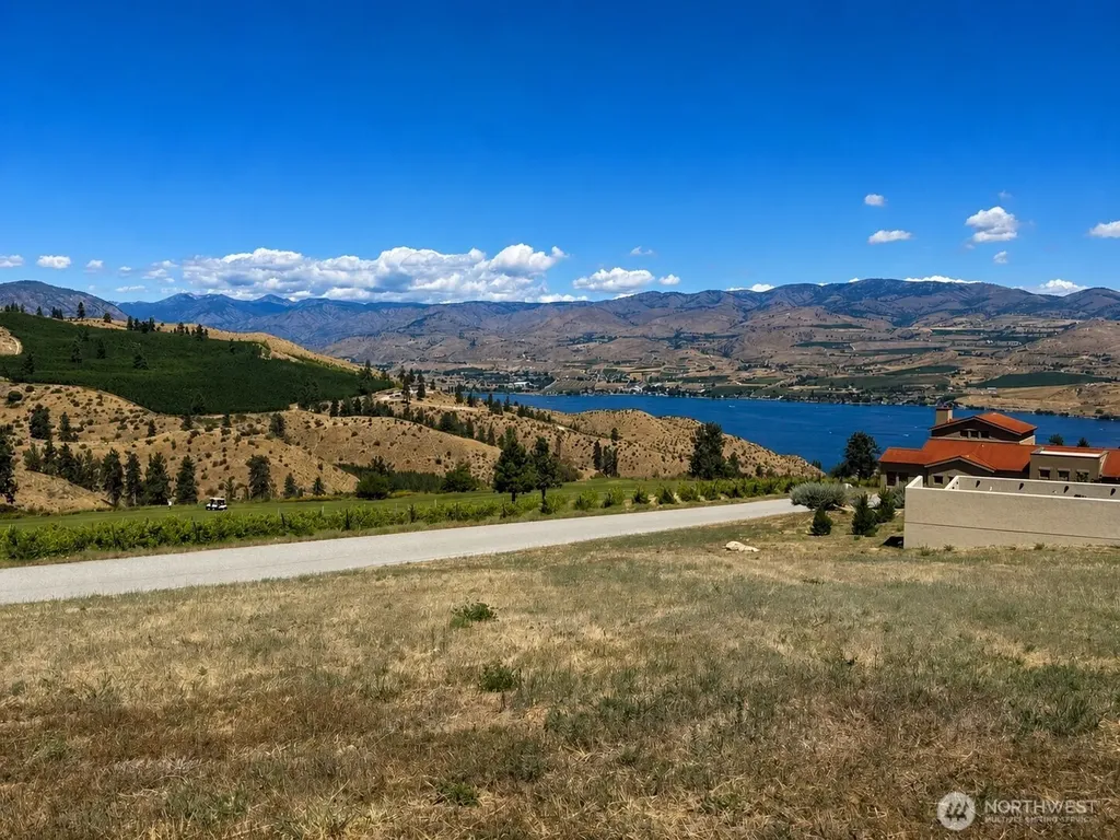 202 Bandera Way Chelan WA 98816