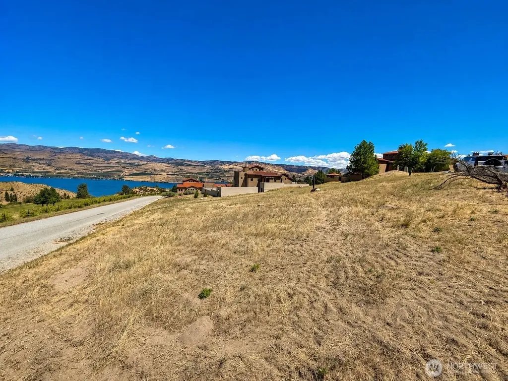 202 Bandera Way Chelan WA 98816