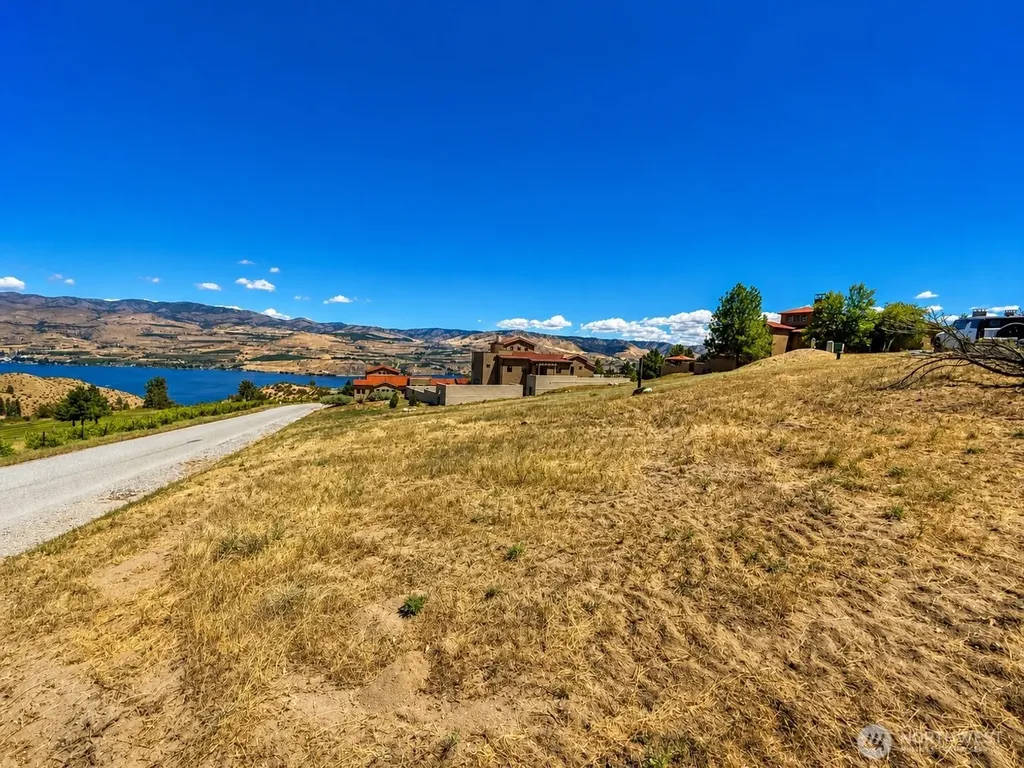 202 Bandera Way Chelan WA 98816
