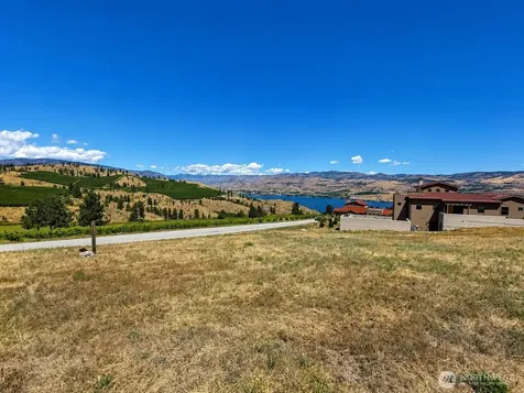 202 Bandera Way Chelan WA 98816