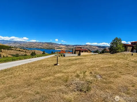 202 Bandera Way Chelan WA 98816