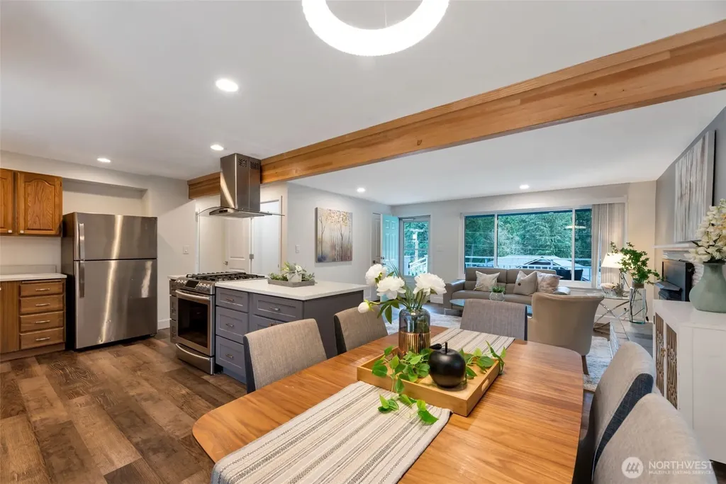 3433 NE 17th Place Renton WA 98056