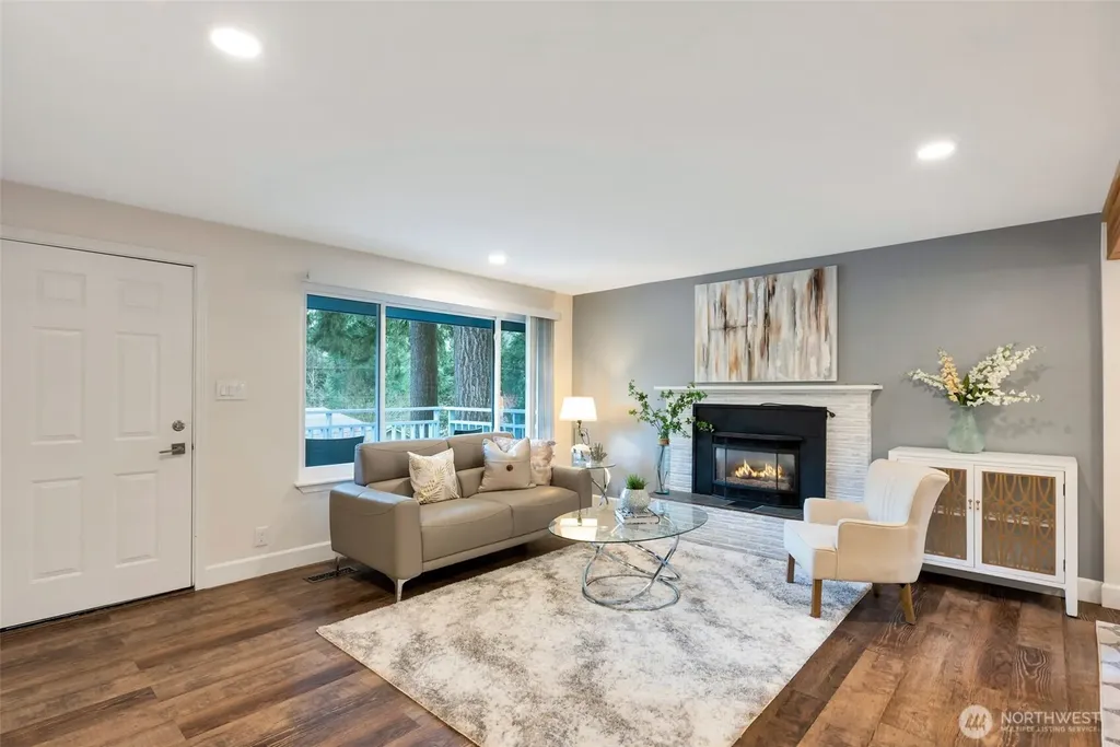 3433 NE 17th Place Renton WA 98056