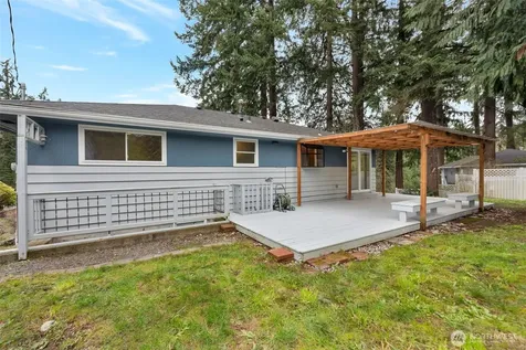 3433 NE 17th Place Renton WA 98056