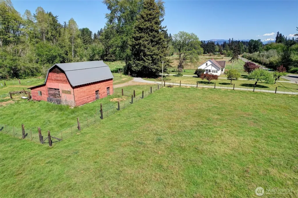4227 252nd Street NE Arlington WA 98223