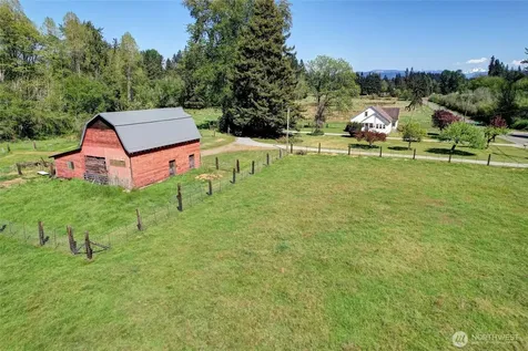 4227 252nd Street NE Arlington WA 98223