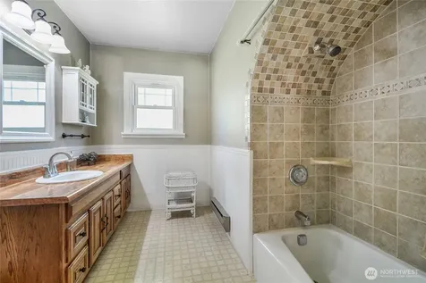 4227 252nd Street NE Arlington WA 98223