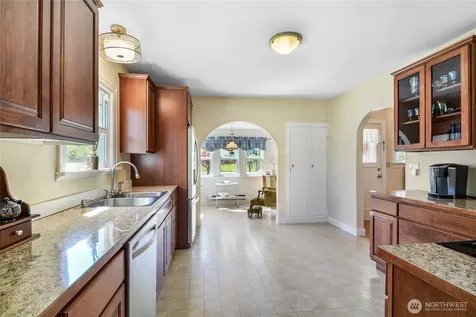4227 252nd Street NE Arlington WA 98223