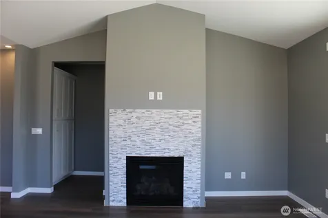 3240 NW Brianna Avenue East Wenatchee WA 98802