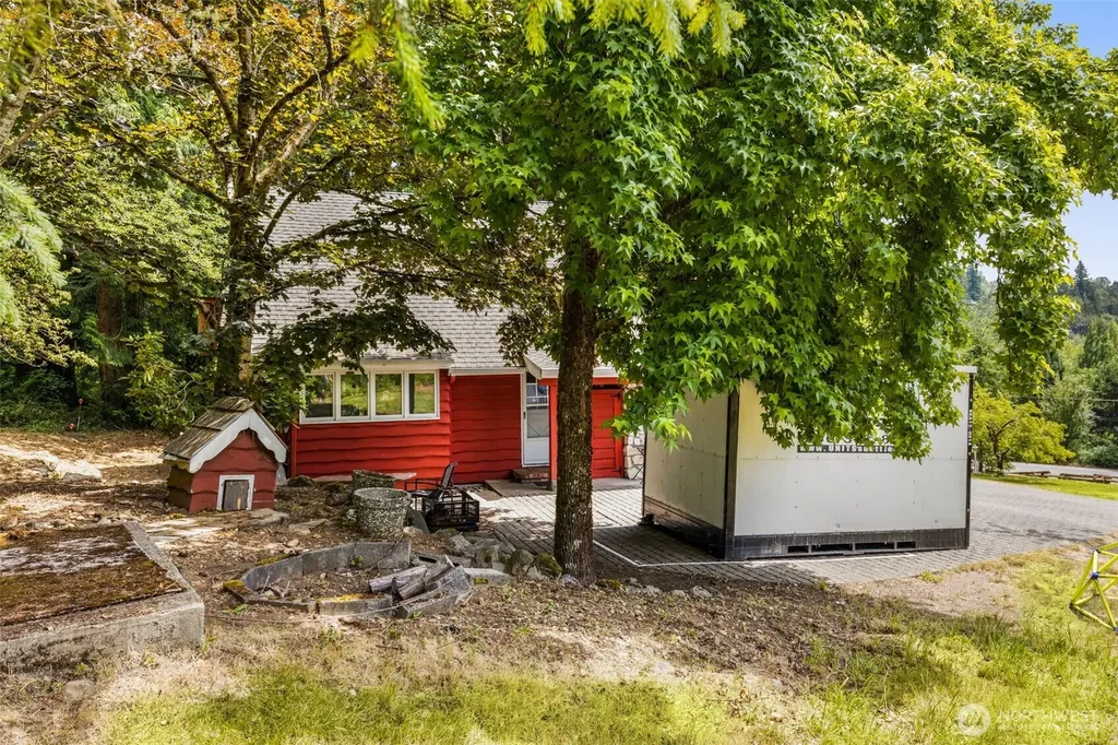 10911 Renton Issaquah Road SE Issaquah WA 98027