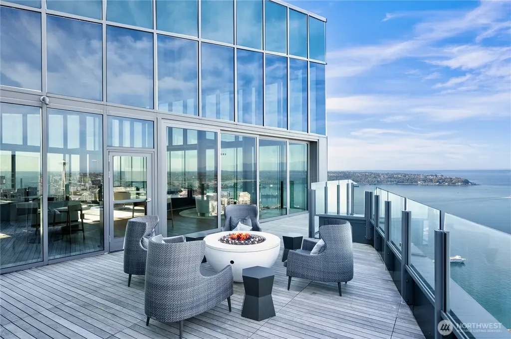 121 Stewart Street Seattle WA 98101