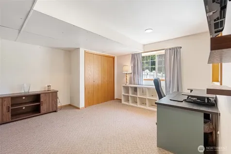 2525 Silves Court Everson WA 98247