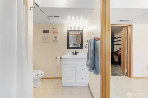 2525 Silves Court Everson WA 98247