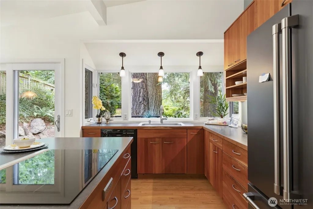 11706 36th Avenue NE Seattle WA 98125