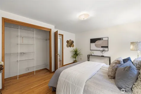 11706 36th Avenue NE Seattle WA 98125
