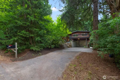 11706 36th Avenue NE Seattle WA 98125