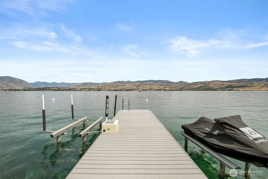 3212 S Lakeshore Road Chelan WA 98816