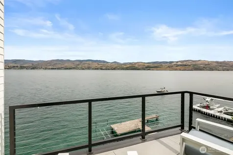 3212 S Lakeshore Road Chelan WA 98816