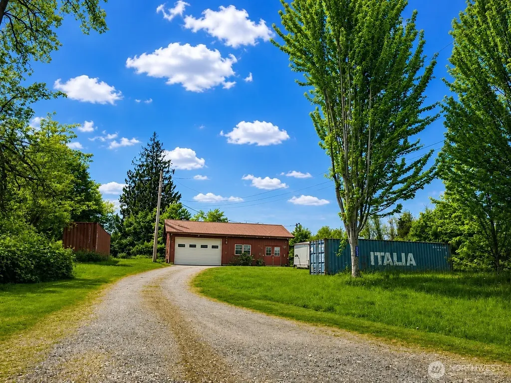 4604 220th Street NW Stanwood WA 98292