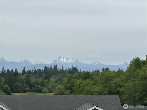4604 220th Street NW Stanwood WA 98292