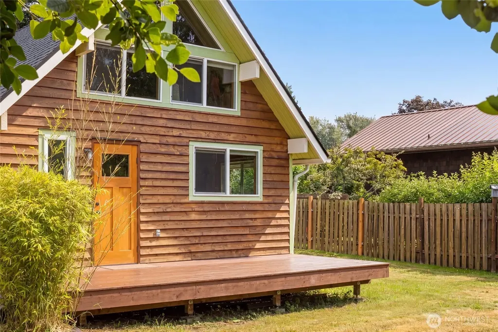 745 Larson Street Friday Harbor WA 98250