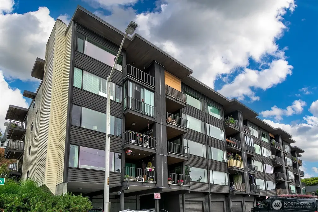 3601 24th Avenue W Seattle WA 98199