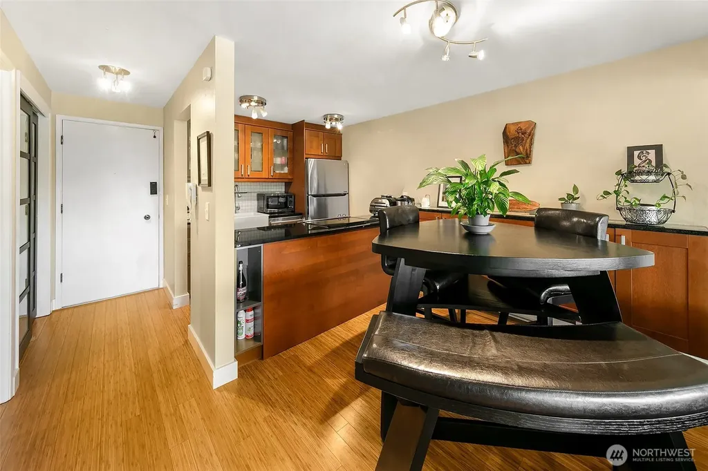 3601 24th Avenue W Seattle WA 98199