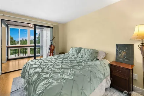 3601 24th Avenue W Seattle WA 98199