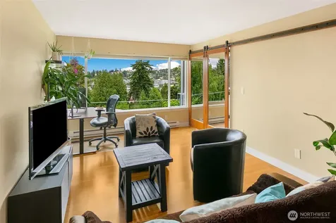 3601 24th Avenue W Seattle WA 98199