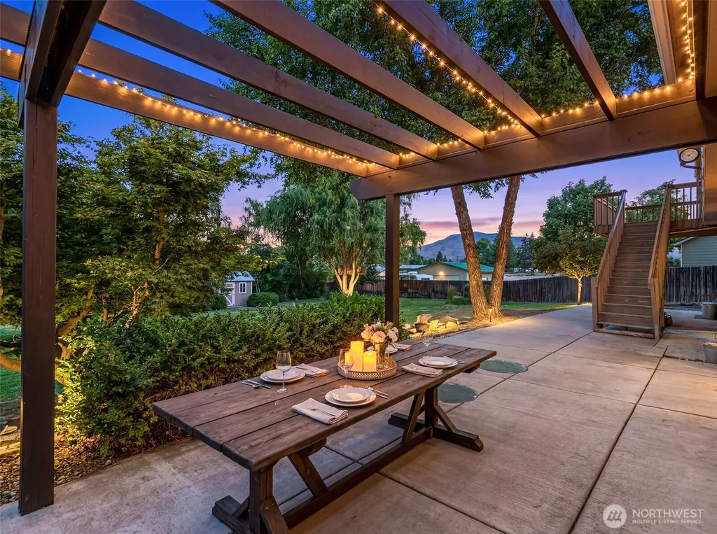 2970 Cascade Ridge East Wenatchee WA 98802