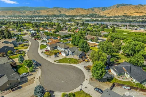 2970 Cascade Ridge East Wenatchee WA 98802