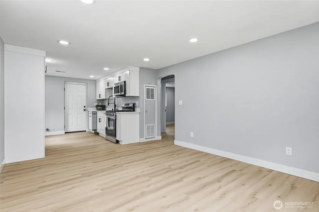 14402 Washington Avenue SW Lakewood WA 98498