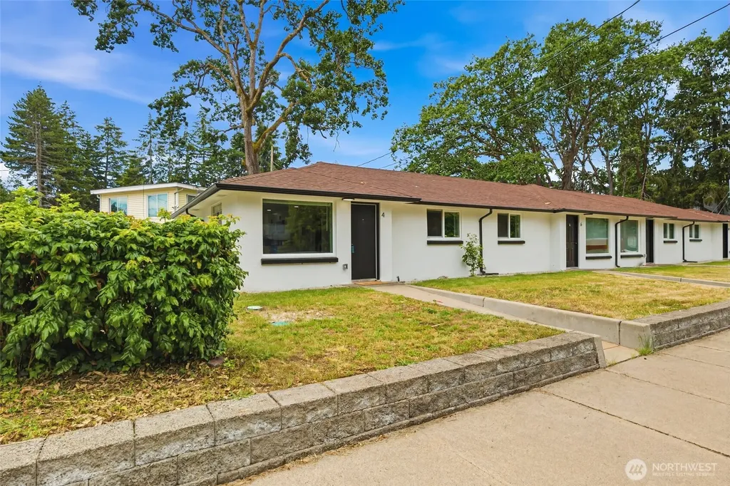 14402 Washington Avenue SW Lakewood WA 98498