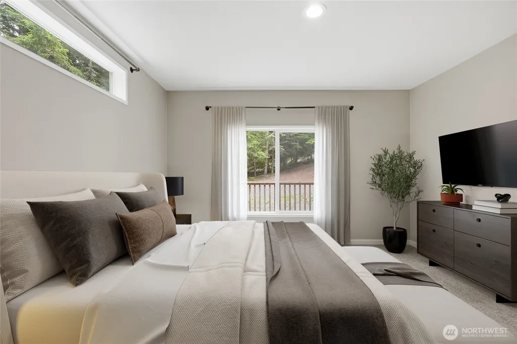 18142 NE Diamond Drive Poulsbo WA 98370