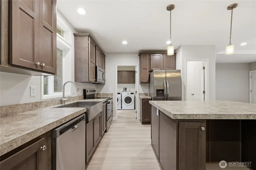 18142 NE Diamond Drive Poulsbo WA 98370