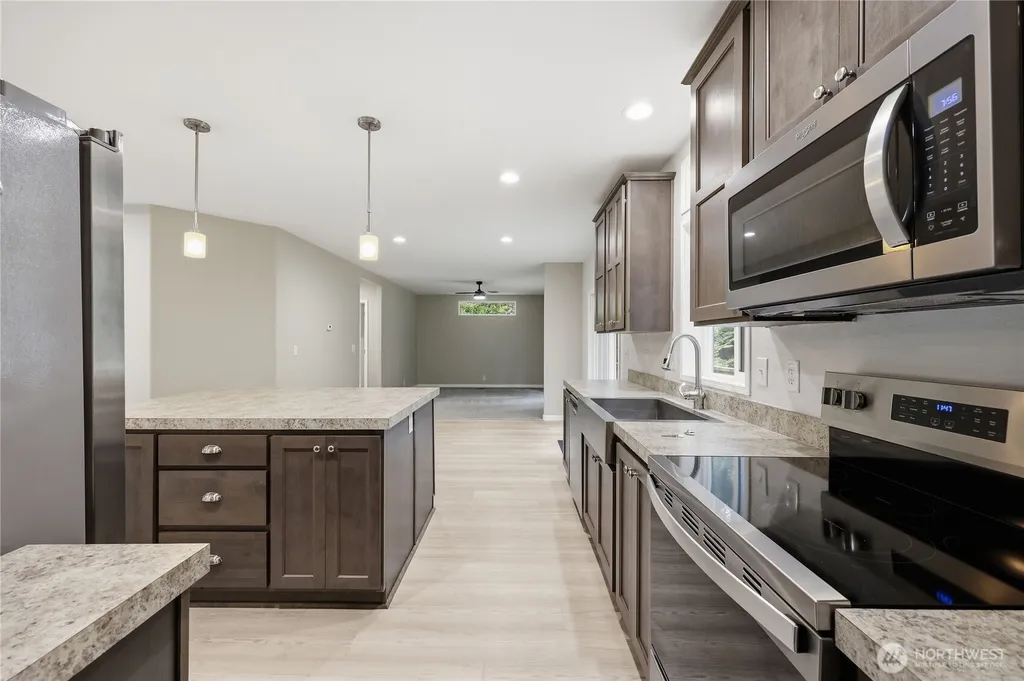 18142 NE Diamond Drive Poulsbo WA 98370