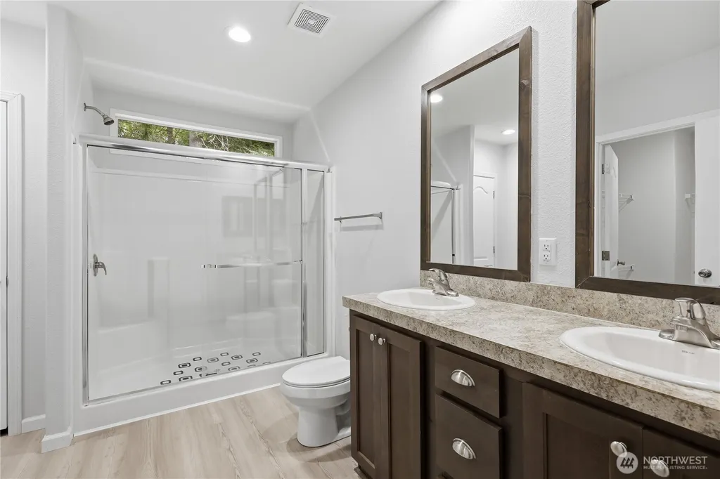 18142 NE Diamond Drive Poulsbo WA 98370