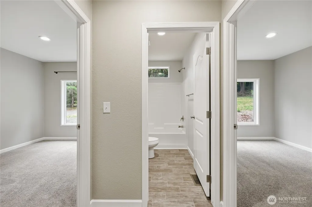 18142 NE Diamond Drive Poulsbo WA 98370